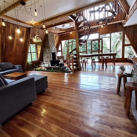 Camiguin Volcano Houses - A-Frame House Mambajao Exterior foto