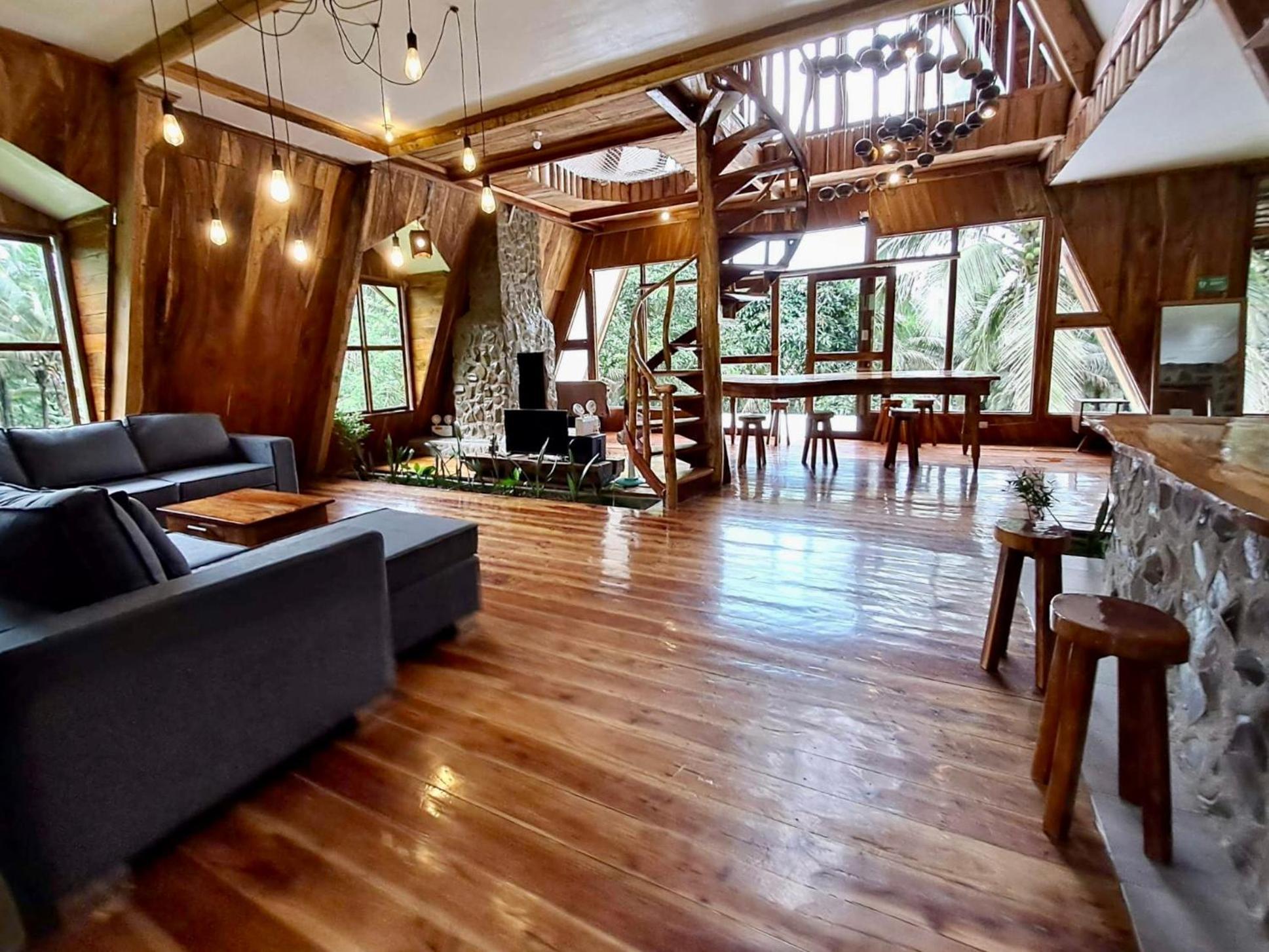 Camiguin Volcano Houses - A-Frame House Mambajao Exterior foto