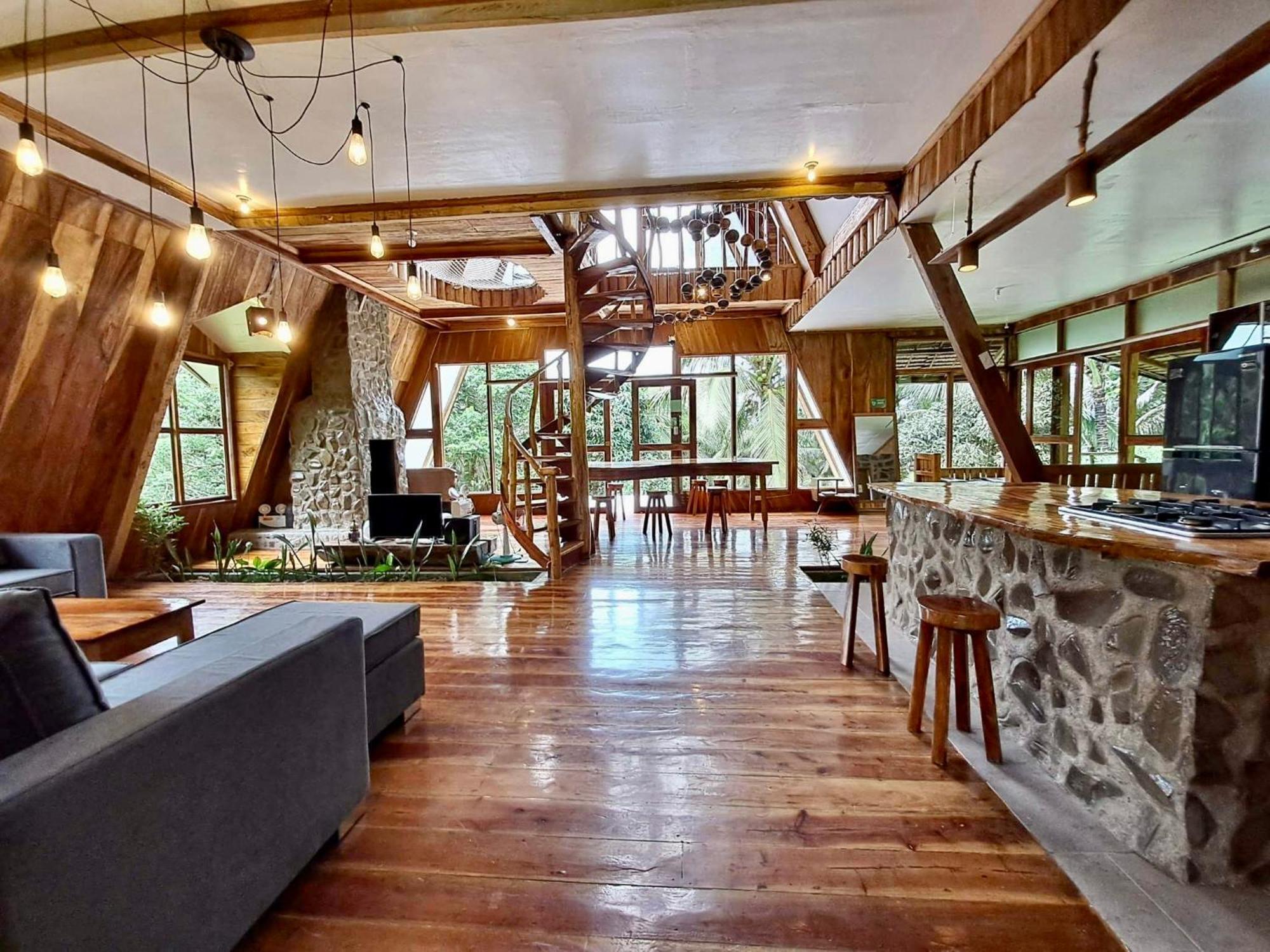 Camiguin Volcano Houses - A-Frame House Mambajao Exterior foto
