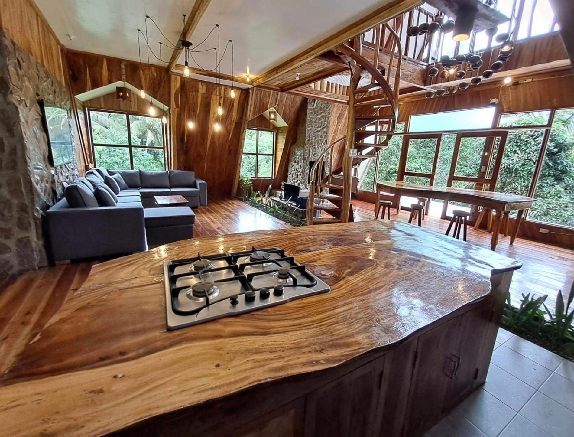 Camiguin Volcano Houses - A-Frame House Mambajao Exterior foto